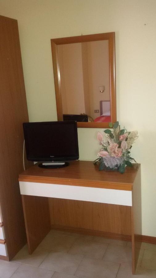 Contigliano Hotel Le Vigne מראה חיצוני תמונה