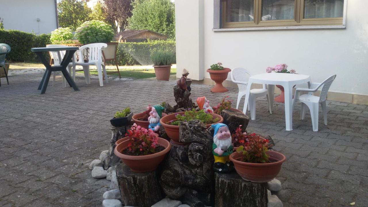 Contigliano Hotel Le Vigne מראה חיצוני תמונה