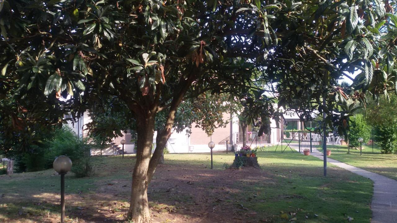Contigliano Hotel Le Vigne מראה חיצוני תמונה